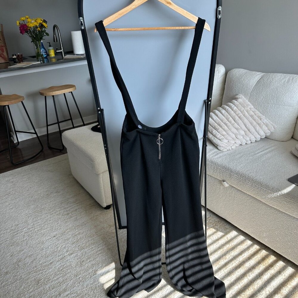 Women's Black Jumpsuit Size M – Versatile & Stylish‎ One-Piece Outfit